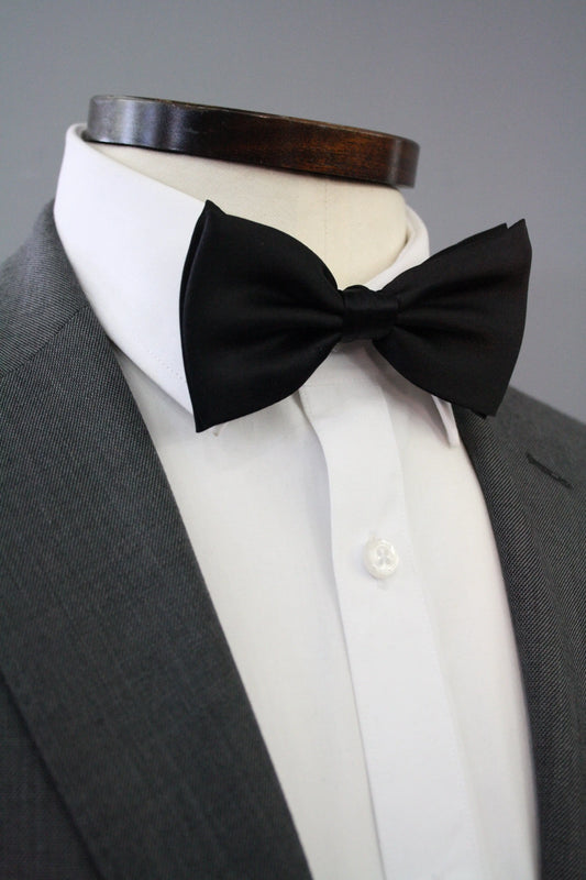 Pre Tied Bow Tie - Black Knightsbridge Neckwear