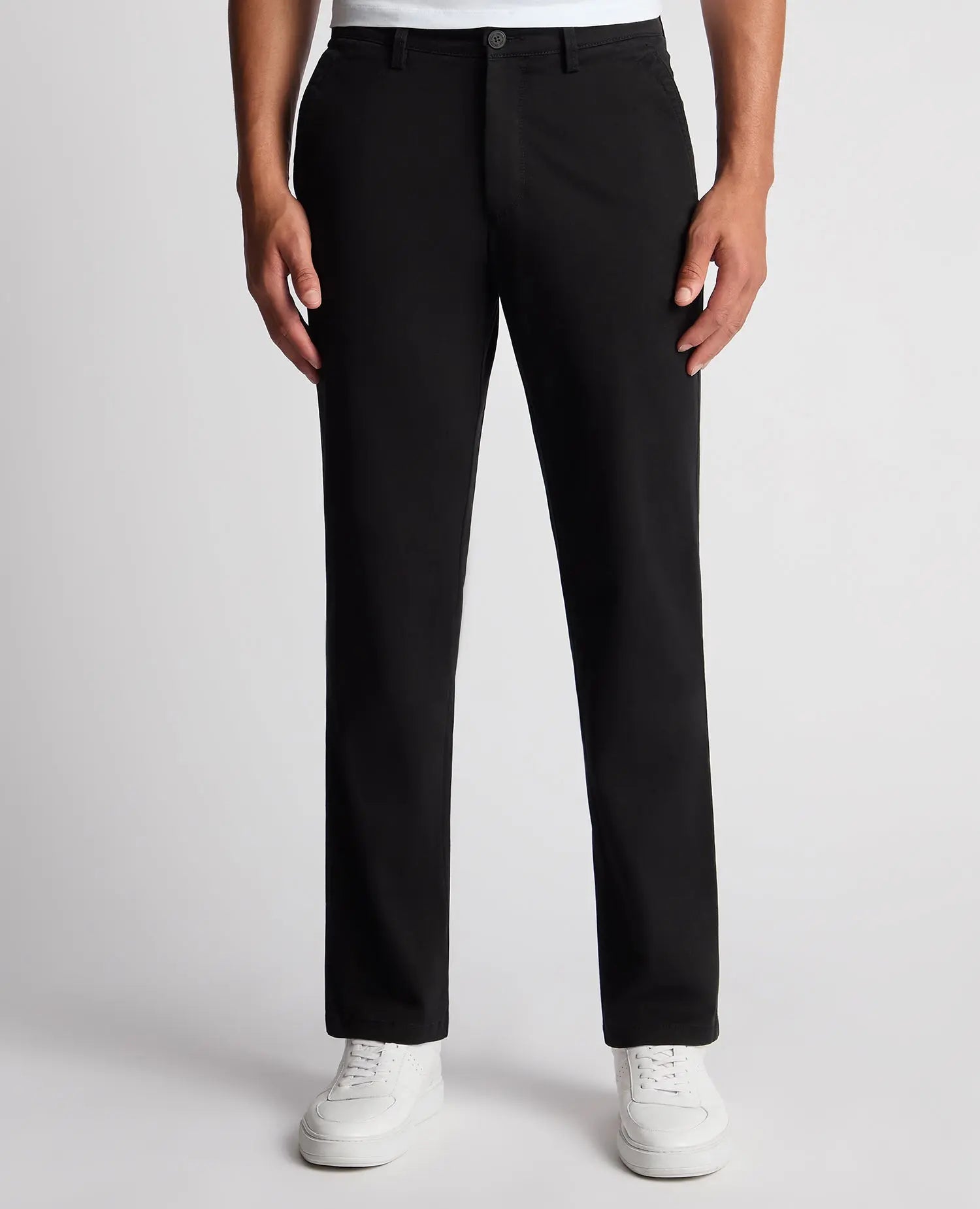 Buy Remus Uomo Ronan Chino - Black | Chinoss at Woven Durham