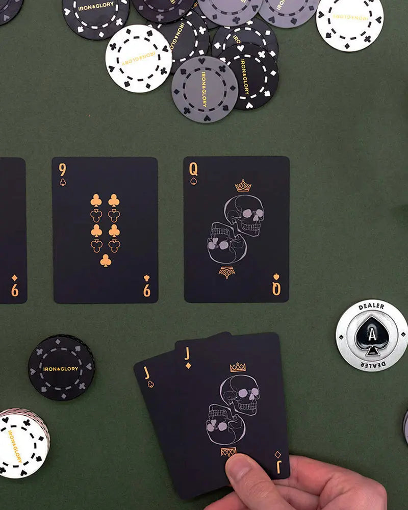 'Dead Man's Hand' Premium Poker Set - Black / Gold Iron & Glory